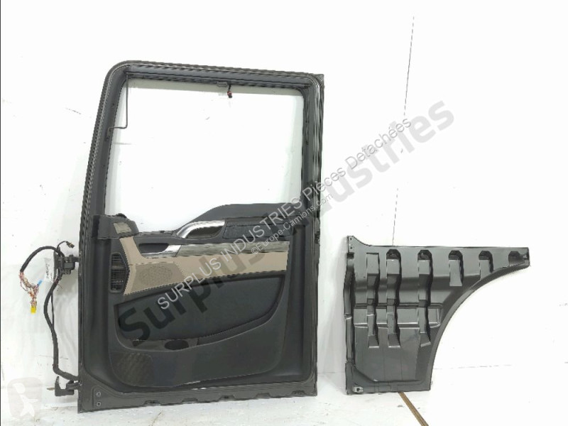قطع غيار الآليات الثقيلة MAN TGX 18.500