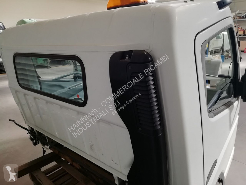 قطع غيار الآليات الثقيلة Mitsubishi Fuso CANTER...