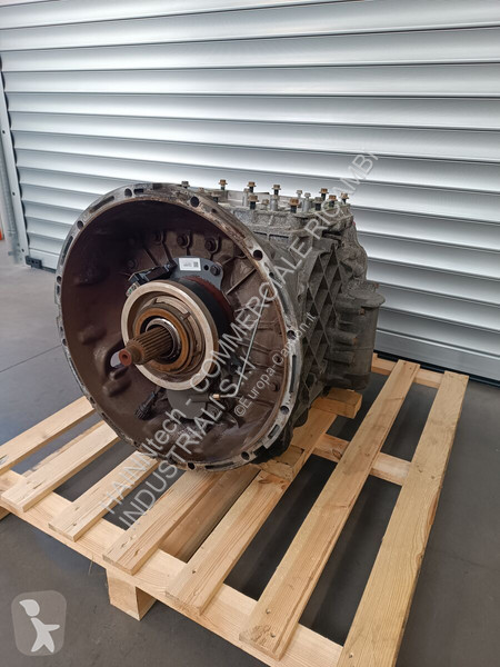 قطع غيار الآليات الثقيلة Volvo FH,