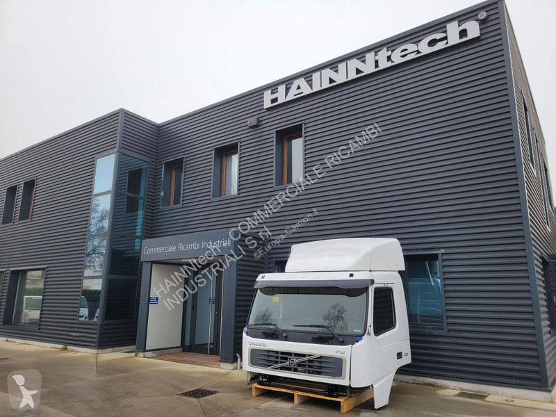 قطع غيار الآليات الثقيلة Volvo - DAY CAB - L1 H1