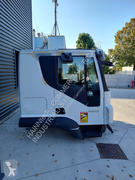 Pezzi di ricambio per mezzi pesanti Iveco...