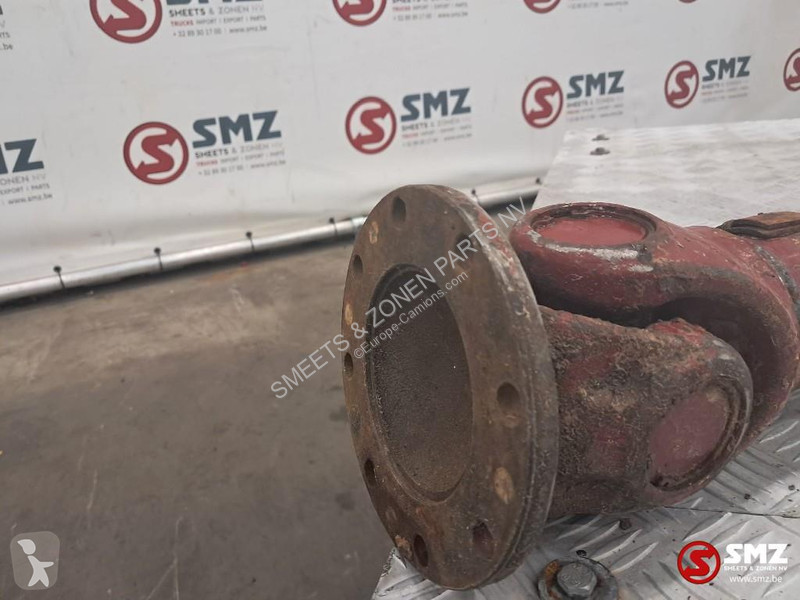 قطع غيار الآليات الثقيلة Iveco Occ cardanas...