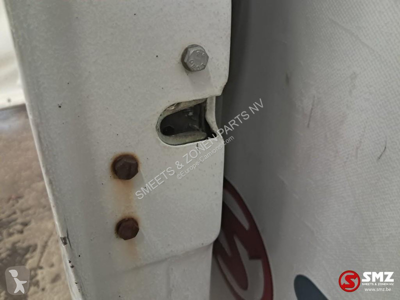 قطع غيار الآليات الثقيلة Iveco Occ deur links...