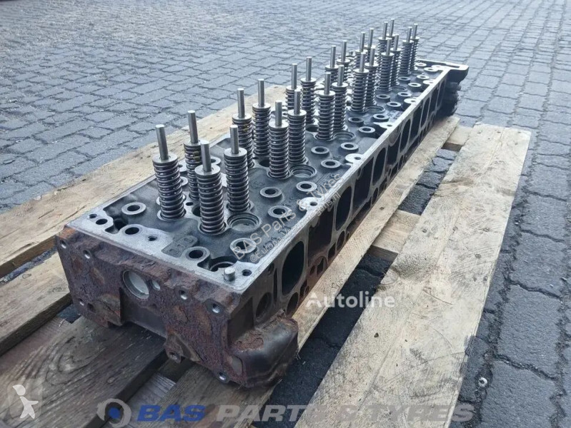قطع غيار الآليات الثقيلة Mercedes Cylinderhead...