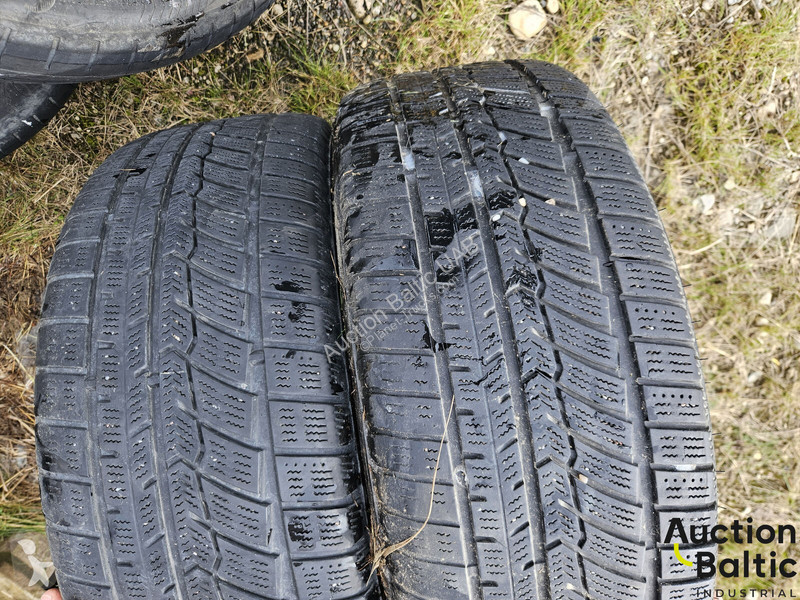 قطع غيار الآليات الثقيلة  with rims