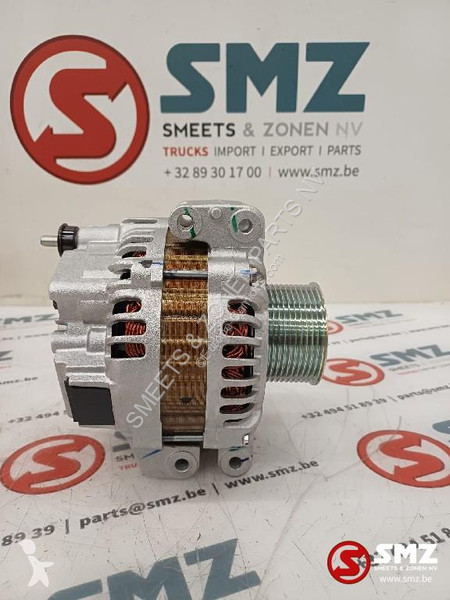 قطع غيار الآليات الثقيلة Scania Alternator 24v...