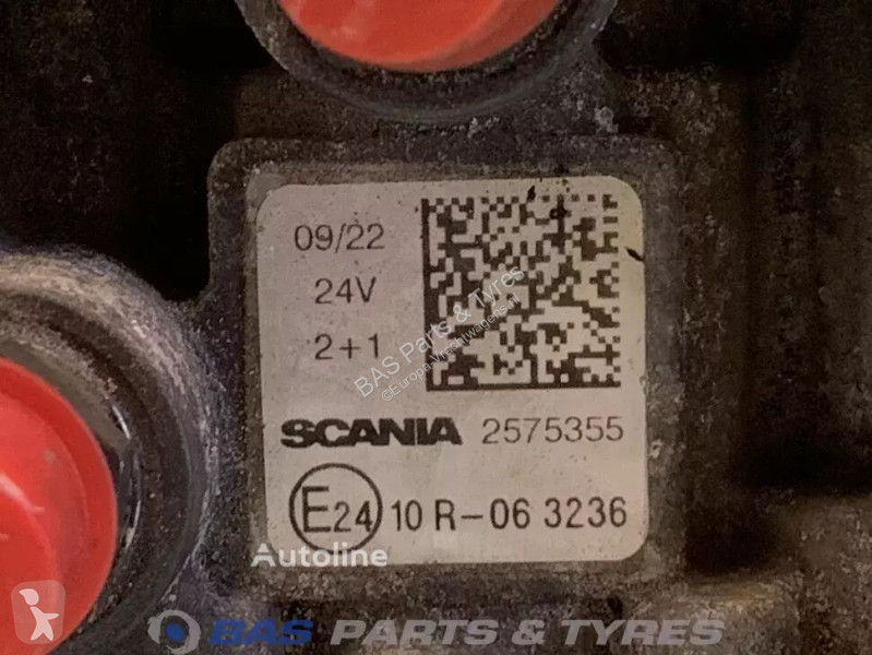 قطع غيار الآليات الثقيلة Scania