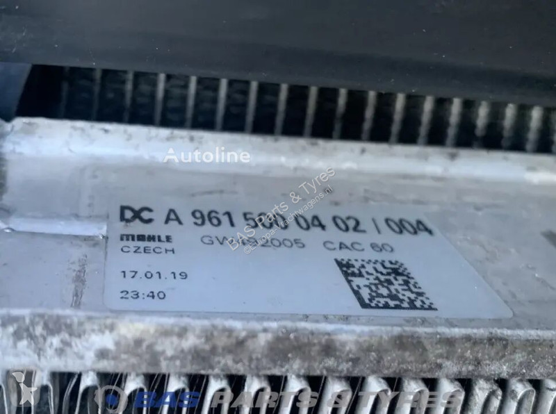 قطع غيار الآليات الثقيلة Mercedes