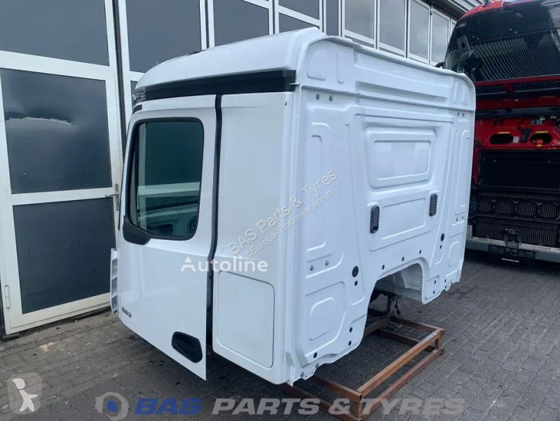 قطع غيار الآليات الثقيلة Mercedes