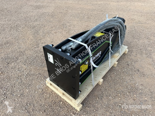 Equipamentos de obras   HX900