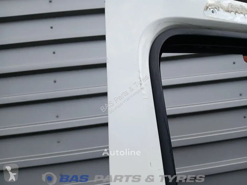 Запчасти для грузовика Renault T-Serie Right