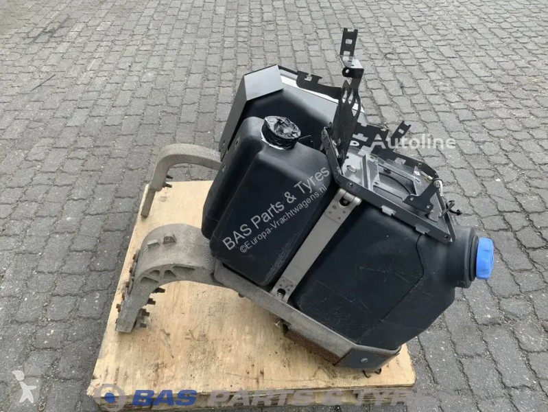 Запчасти для грузовика Volvo AdBlue tank