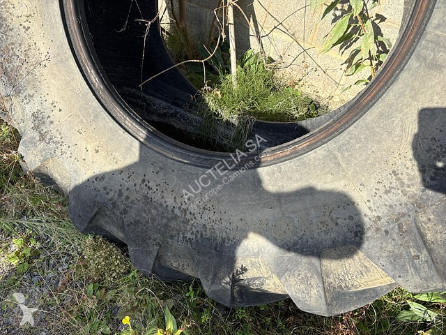 Náhradné diely na nákladné vozidlo Michelin...