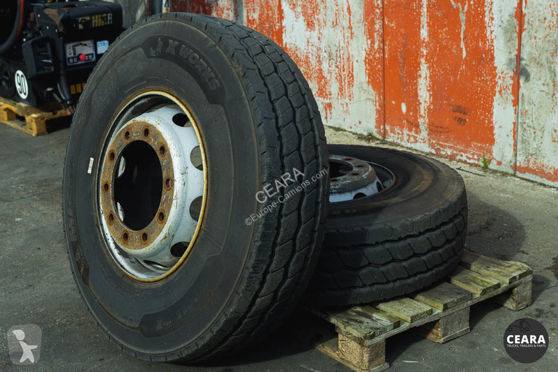 Hankook en Michelin truck part