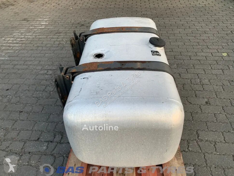 Mercedes Mercedes 390 Liter truck part