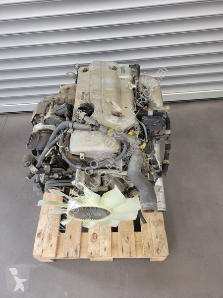 قطع غيار الآليات الثقيلة Mitsubishi CANTER FUSO...