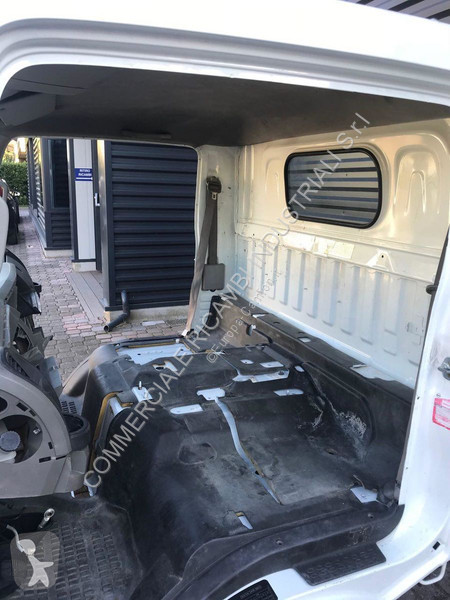 قطع غيار الآليات الثقيلة Nissan CABSTAR - NT400...