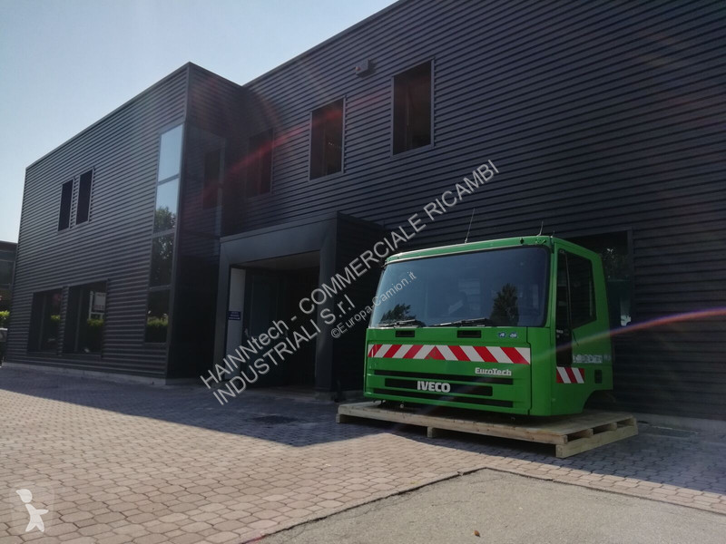 Pezzi di ricambio per mezzi pesanti Iveco...