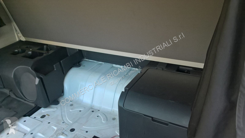 قطع غيار الآليات الثقيلة MAN XLX EURO 6