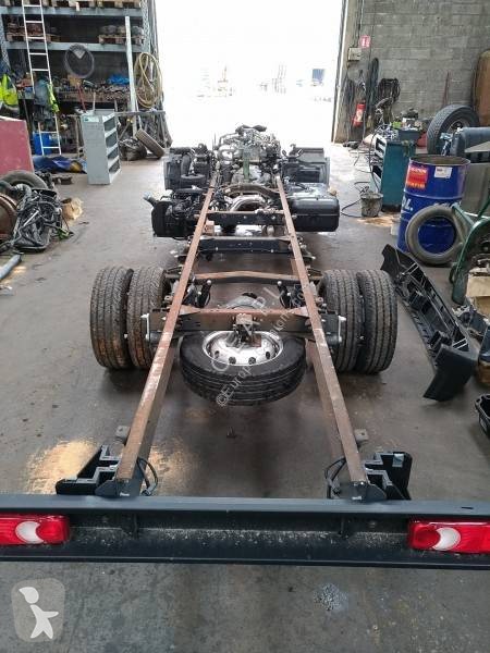 Pièces poids lourds Renault moteur / BV / pont...