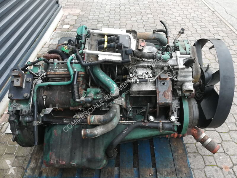 قطع غيار الآليات الثقيلة Renault PREMIUM DXI 7...