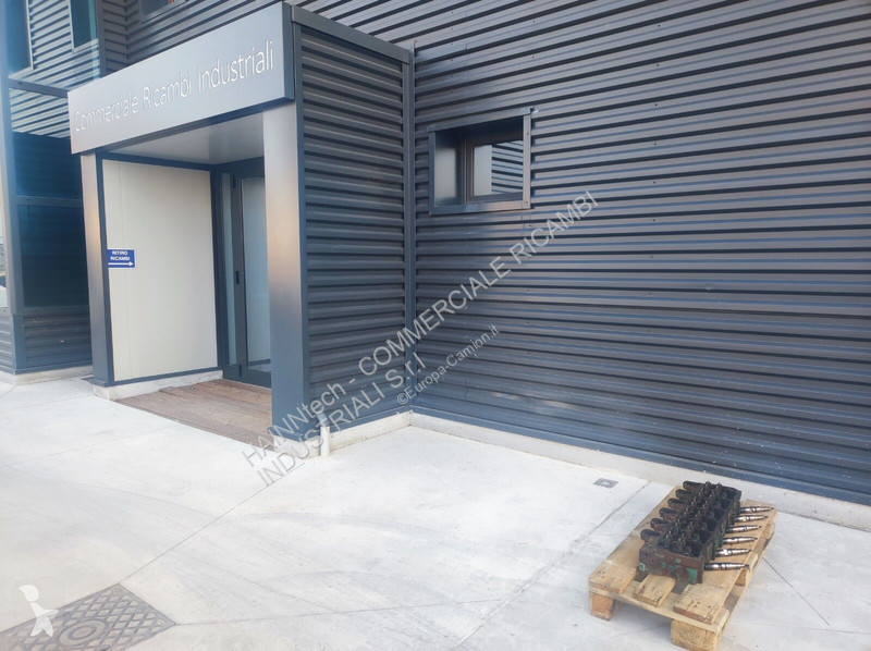 قطع غيار الآليات الثقيلة Volvo D7E D7F EURO 5 FE -