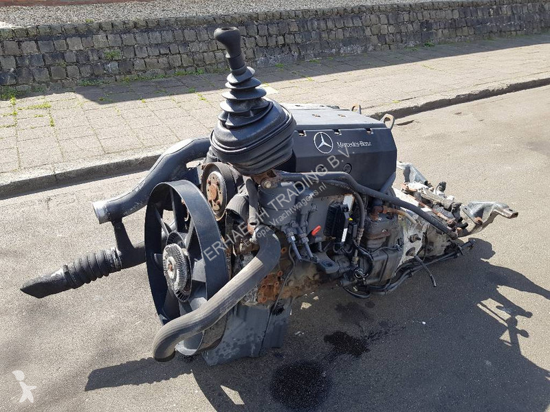 Náhradní díly pro kamiony Mercedes OM904
