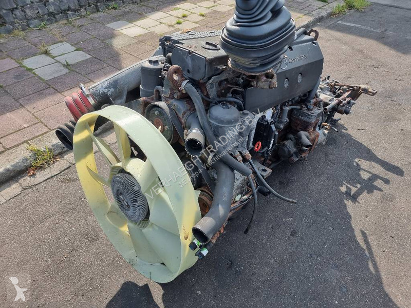 Náhradní díly pro kamiony Mercedes OM906.111/2-00