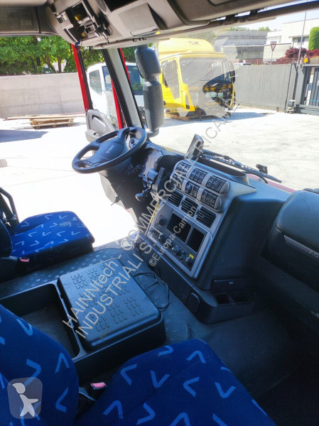 Pezzi di ricambio per mezzi pesanti Iveco...