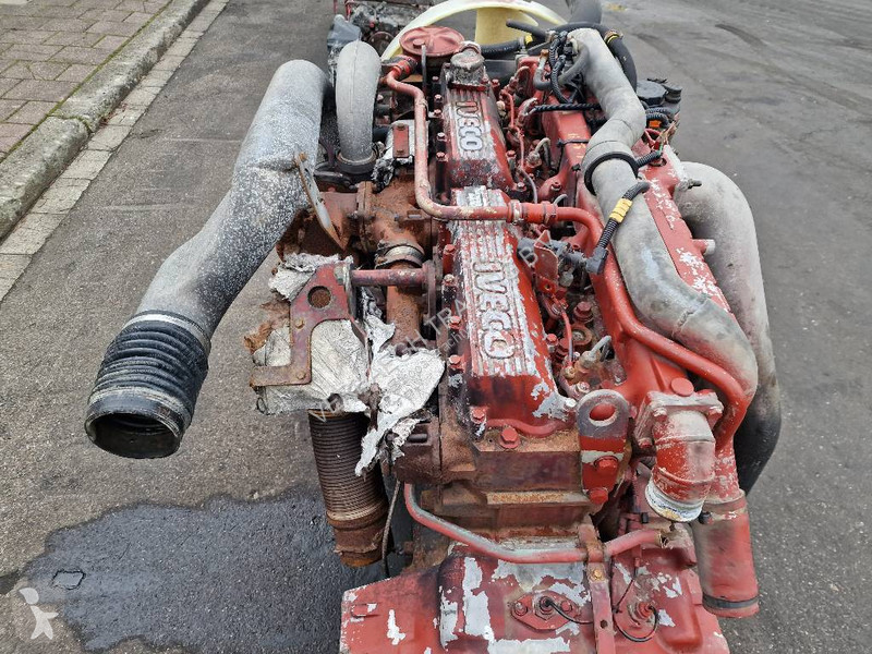 Pièces poids lourds Iveco 8460