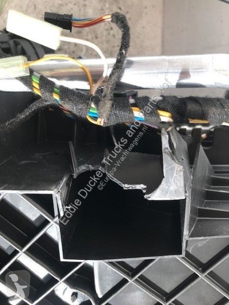Pièces poids lourds DAF 1980853 KACHEL MET...