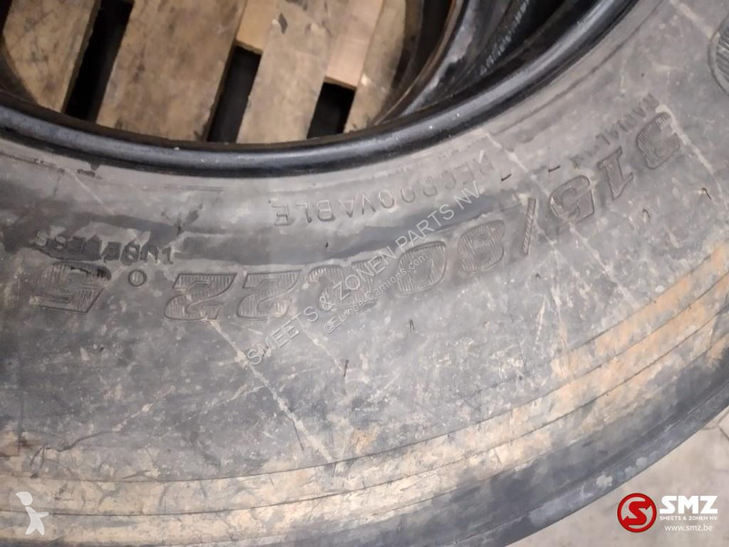 Pièces poids lourds Dunlop Occ vrachtwagenband...