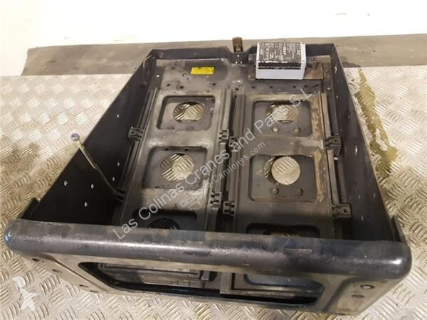 Reservdelar lastbilar MAN Boîtier de batterie...
