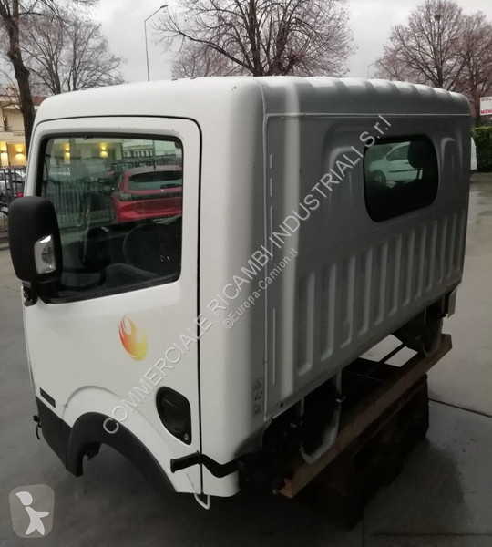 قطع غيار الآليات الثقيلة Nissan NT 400