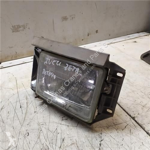 Náhradní díly pro kamiony Iveco Phare Delantero...