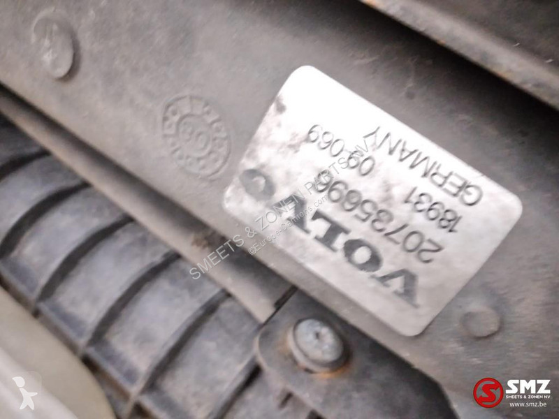 قطع غيار الآليات الثقيلة Volvo Occ radiator +...