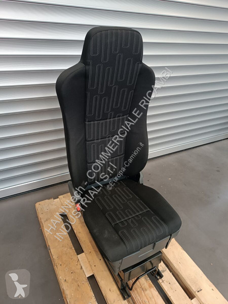 Pezzi di ricambio per mezzi pesanti Mercedes...