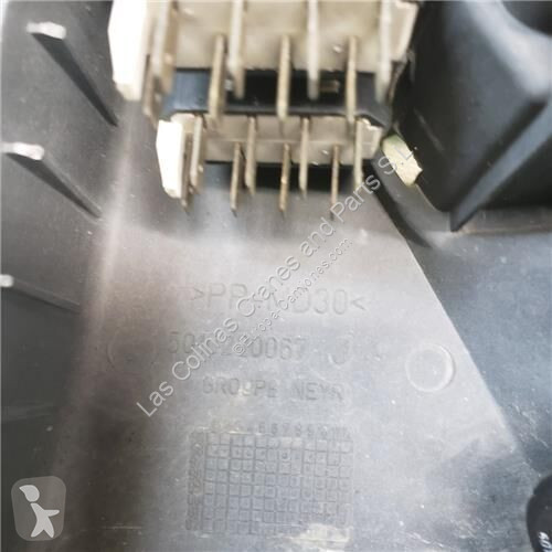 Reservdelar lastbilar Renault Poignée de porte...
