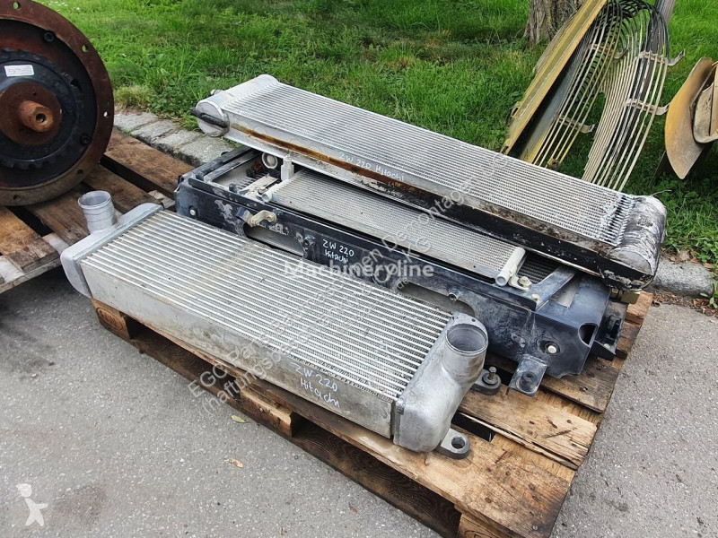 Náhradní díly pro kamiony Hitachi Radiateur...