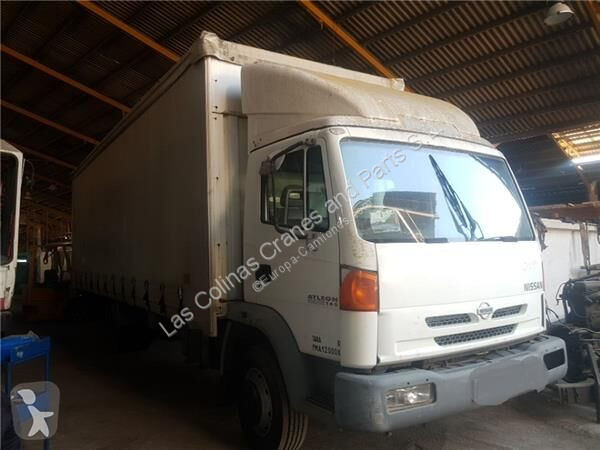 Reservdelar lastbilar Nissan Tableau de bord...