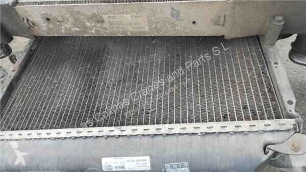 قطع غيار الآليات الثقيلة Nissan Radiateur de...
