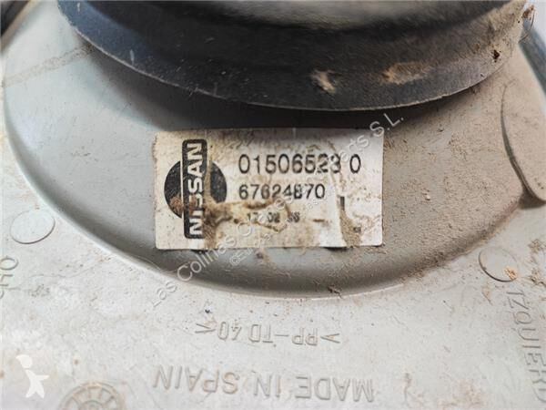 Reservdelar lastbilar Nissan Phare pour camion