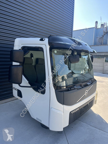 قطع غيار الآليات الثقيلة Volvo