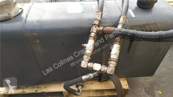 Reservdelar lastbilar  Réservoir de carburant...