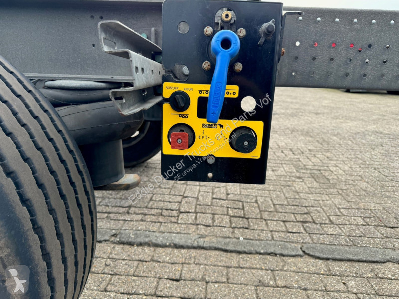 Vrachtwagenonderdelen Schmitz Cargobull 3 AXLE...