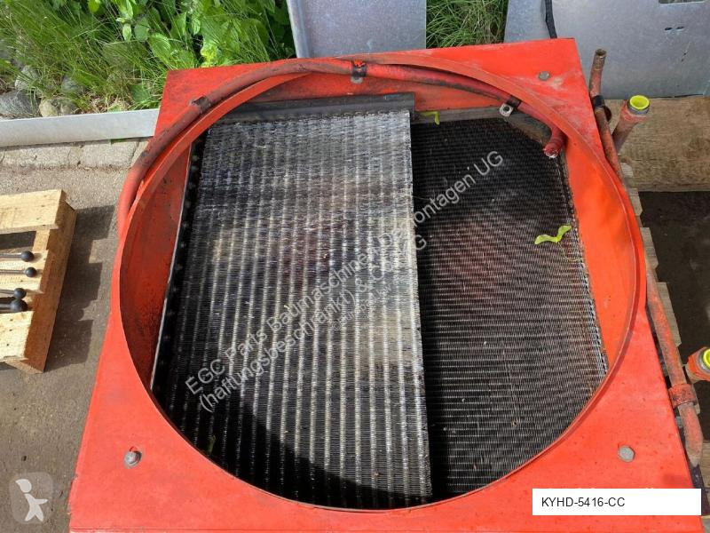 Vrachtwagenonderdelen  Radiateur d'huile moteur...