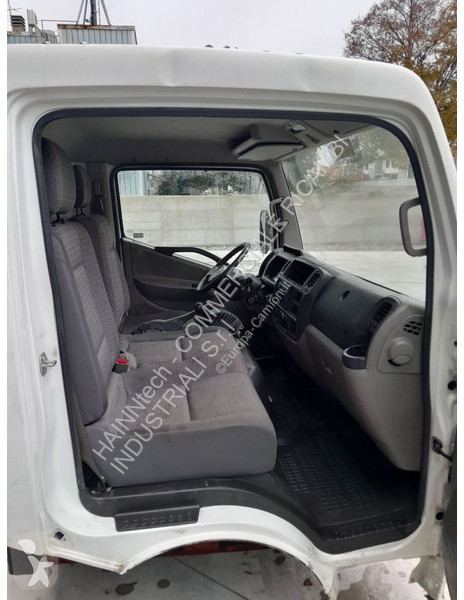 Náhradní díly pro kamiony Nissan 2697 2^ Serie