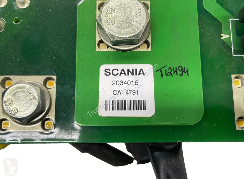 Náhradní díly pro kamiony Scania K-Series (01.12-)