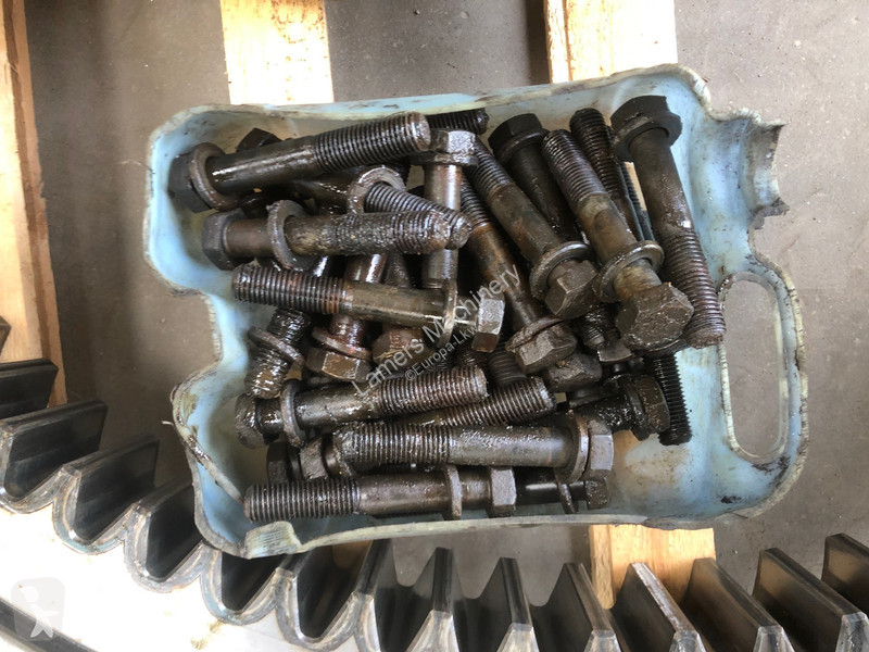 قطع غيار الأشغال العمومية Caterpillar 330/336...