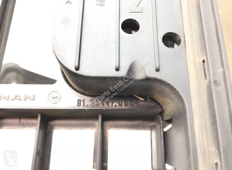 قطع غيار الآليات الثقيلة MAN TGX 18.440 (01.07-)